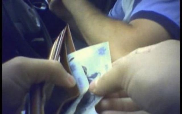 trei-politisti-de-la-serviciul-rutier-condamnati-pentru-luare-de-mita