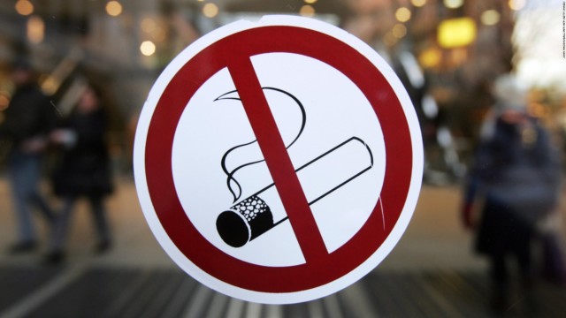 170123183413-no-smoking-sign-berlin-full-169