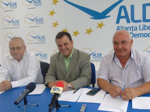 36088067_418133471995003_386086034850447360_n