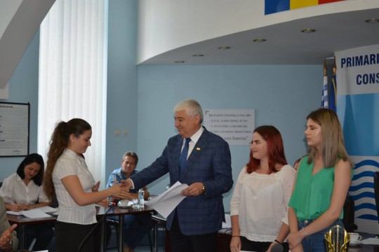 37821348_1034540060040882_772344431033450496_n