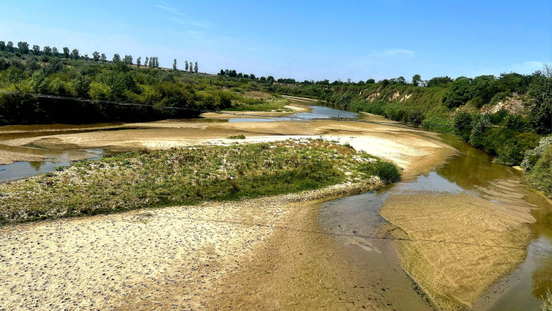 Dunărea continuă să scadă la Giurgiu